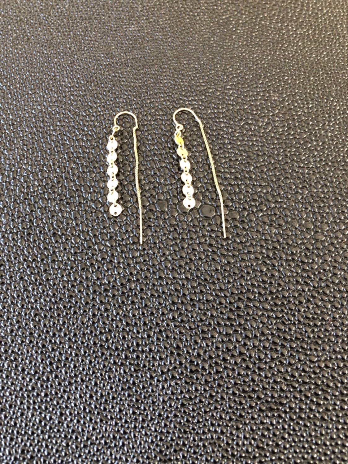 Disc chain threaders earrings