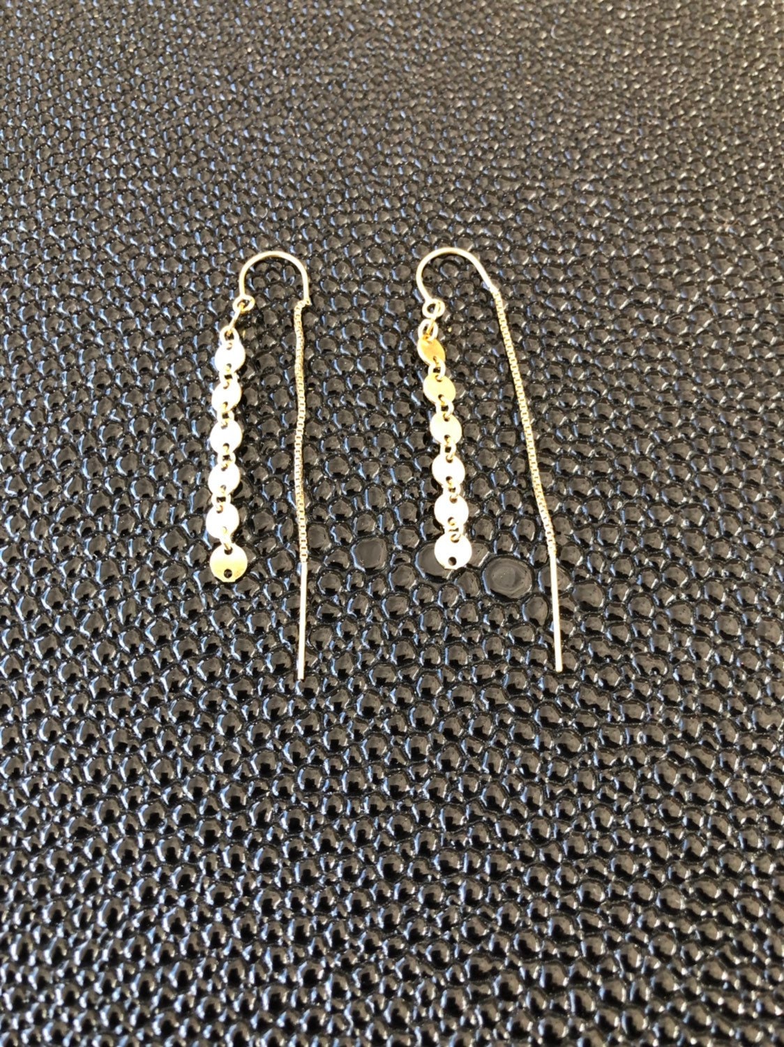 Disc chain threaders earrings