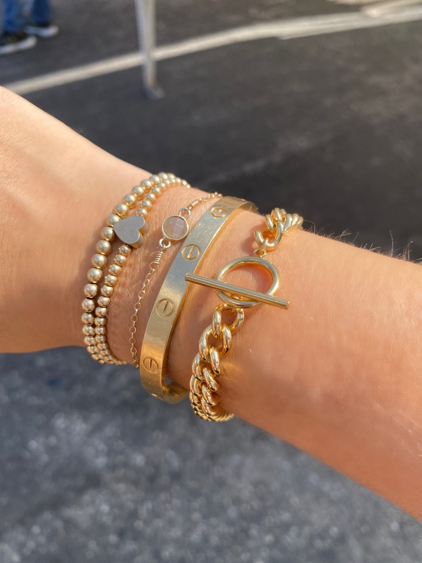 Chunky curb link bracelet with toggle
