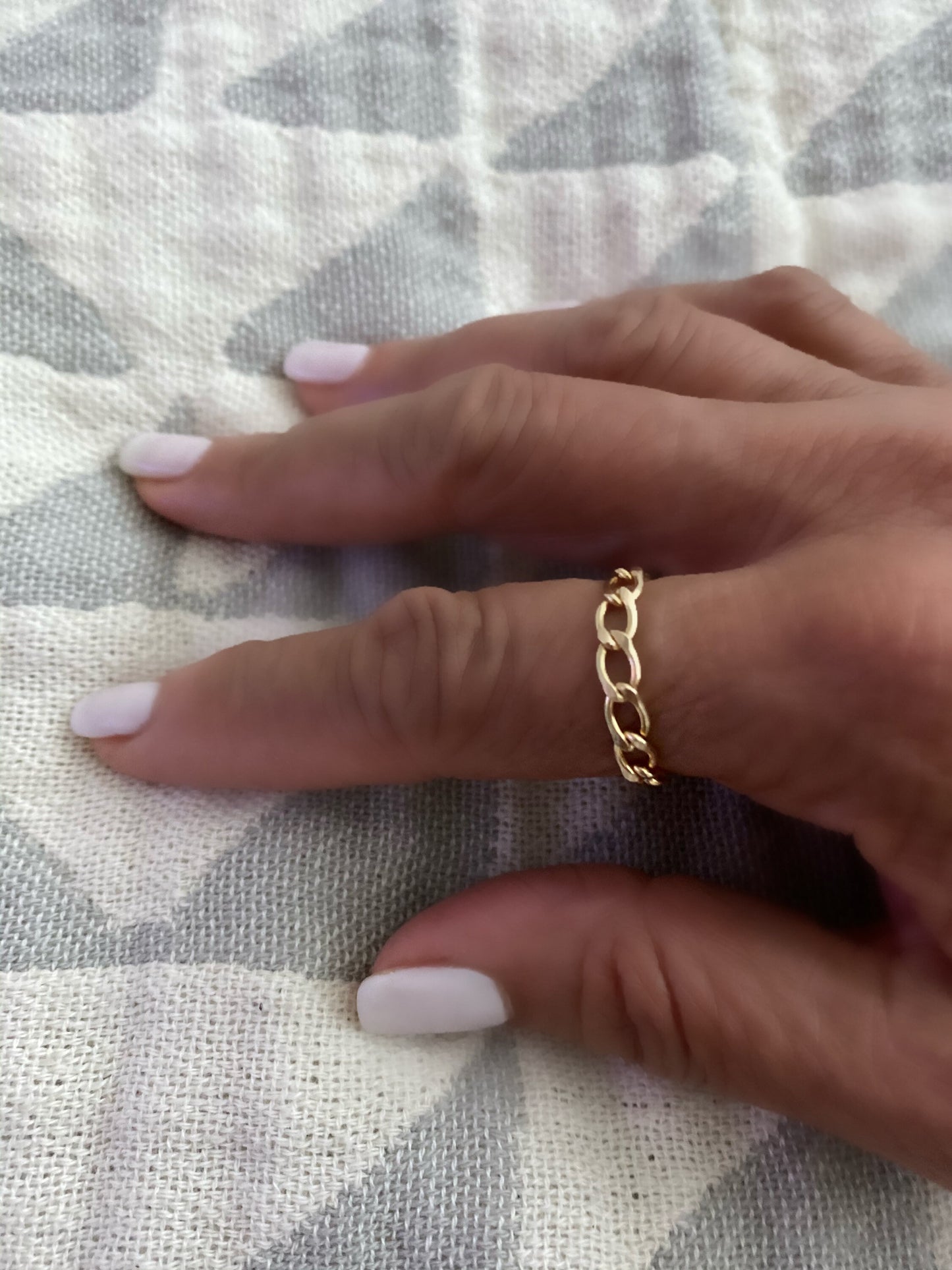 Curb chain ring