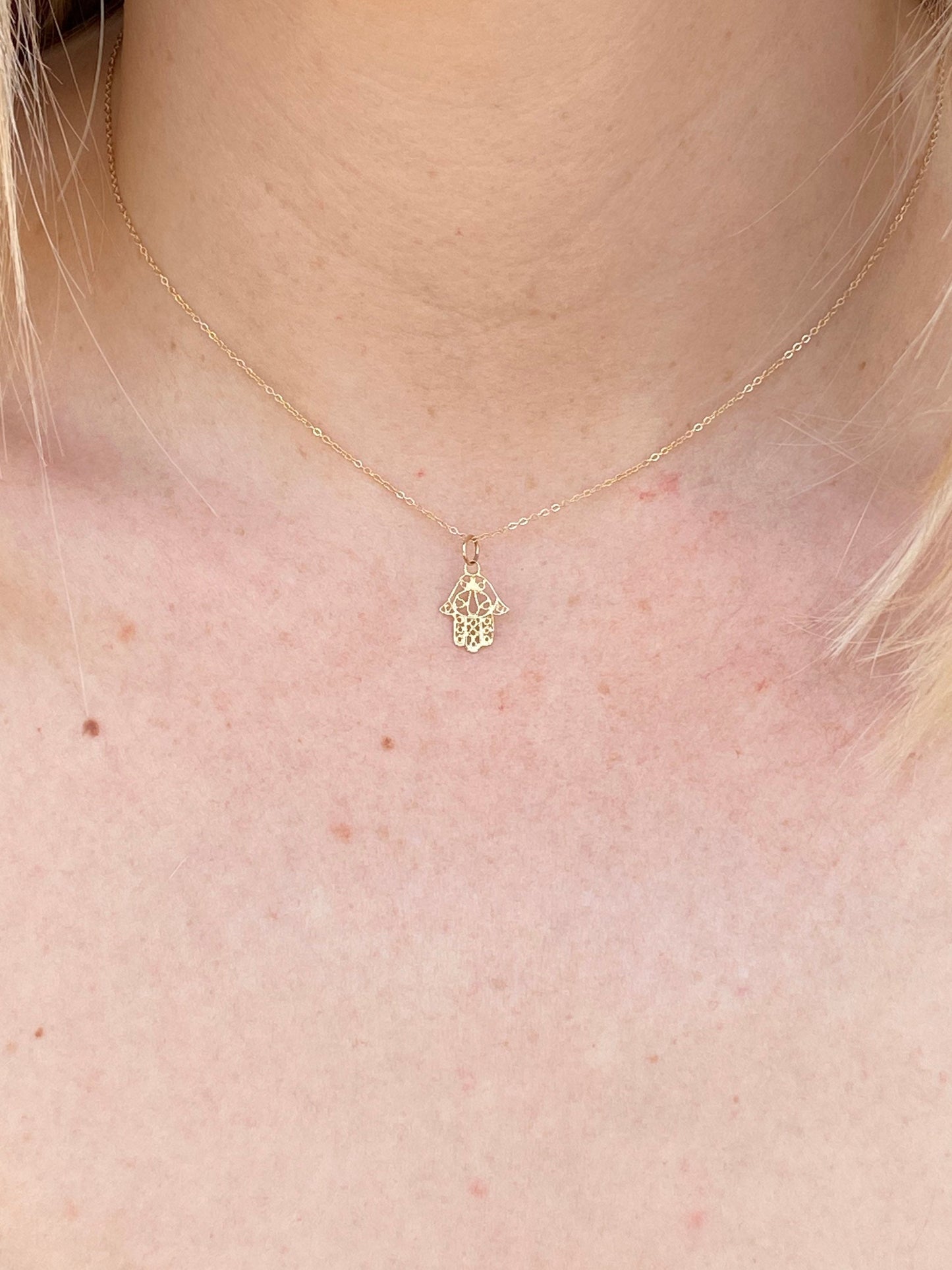 14k gold tiny filigree hamsa pendant necklace