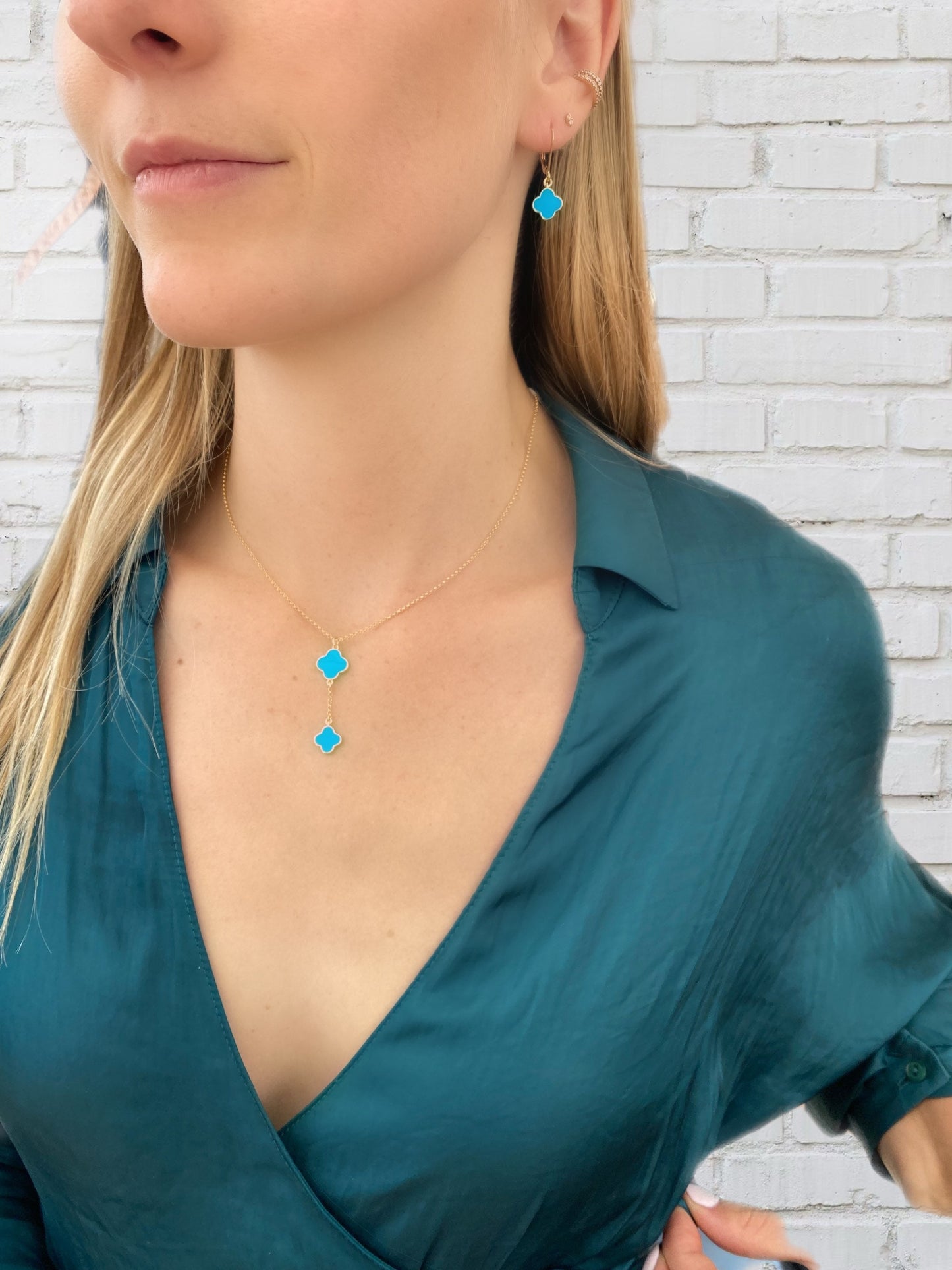 Clover drop earrings