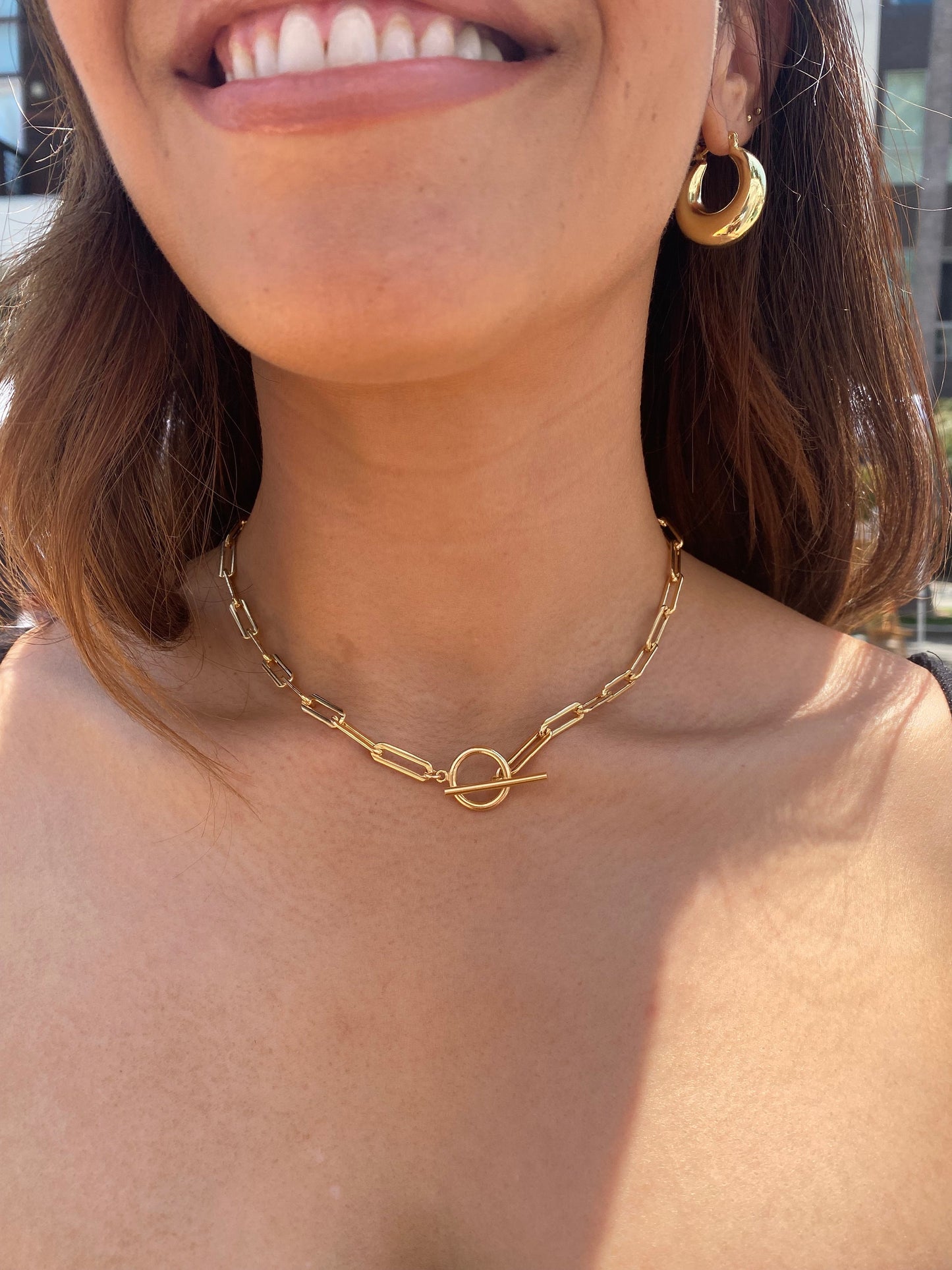 Chunky paper clip chain necklace with toggle