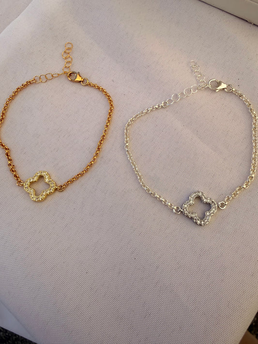 Clover connector bracelet with cubic zirconia