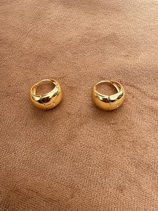 Gold chubby small Huggies