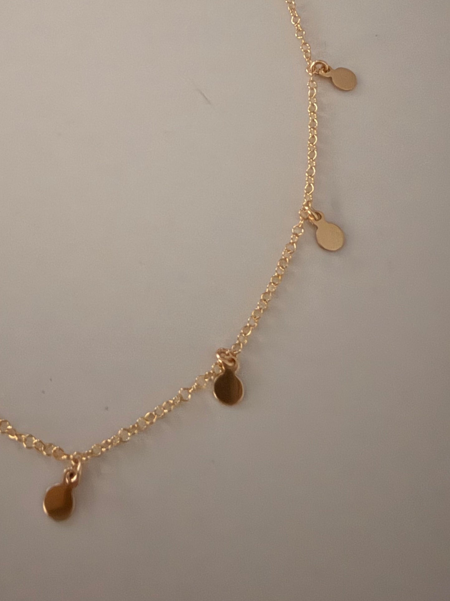 Dainty circle charm choker